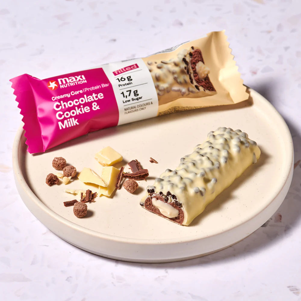 CREAMY CORE CHOCOLATE COOKIE AND MILK PROTEIN BARS
