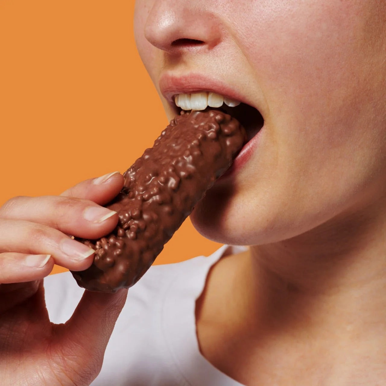 CRISPY WAFFLE HAZELNUT SPREAD PROTEIN BARS